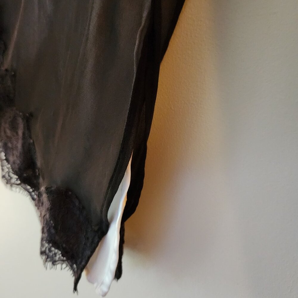 Cabernet Robe - Picture 6 of 16